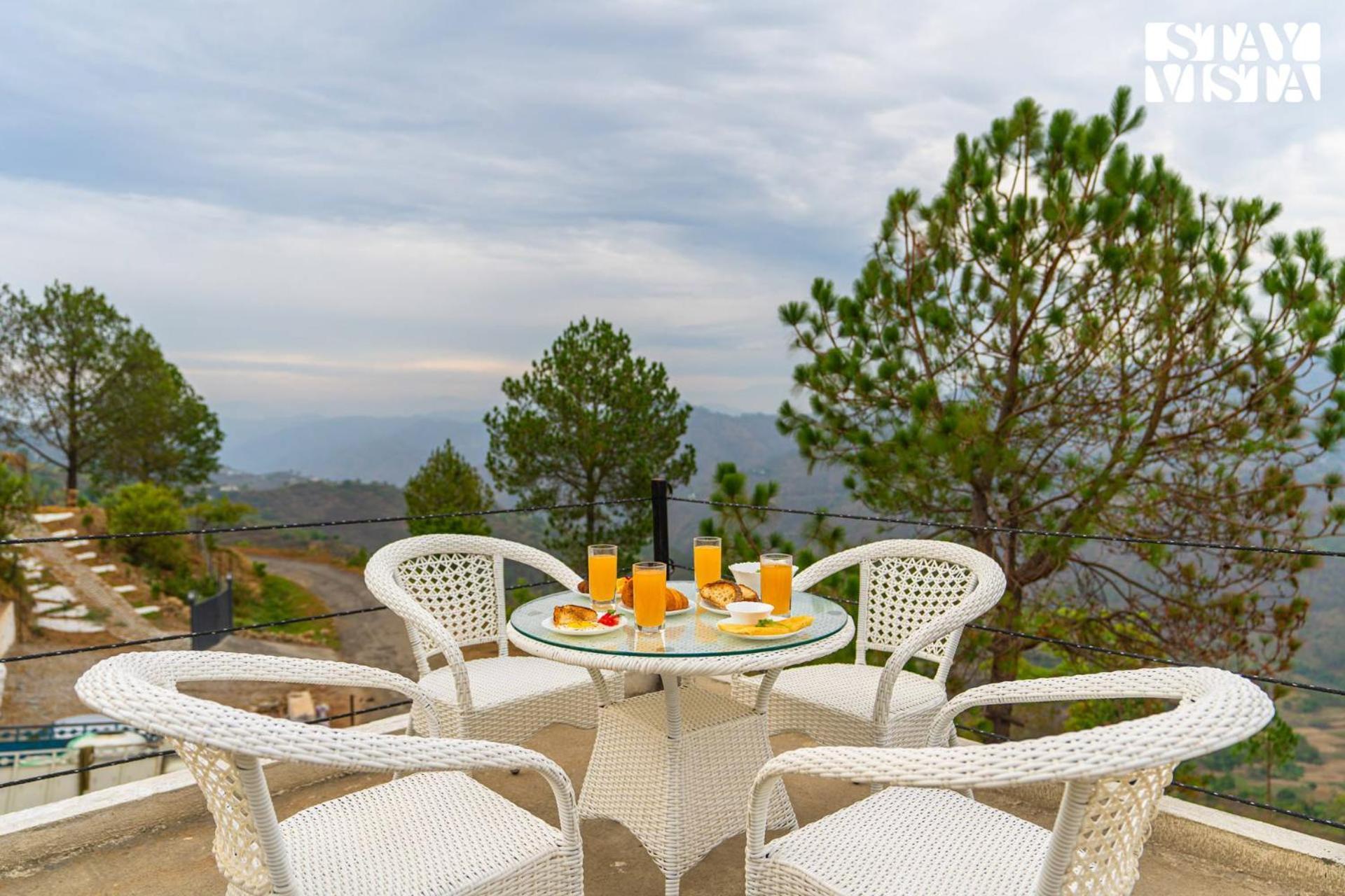 Stayvista At Luna Nova With Outdoor Pool - Ranikhet Exterior photo